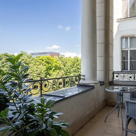 Rentplanet - Podwale Apartment